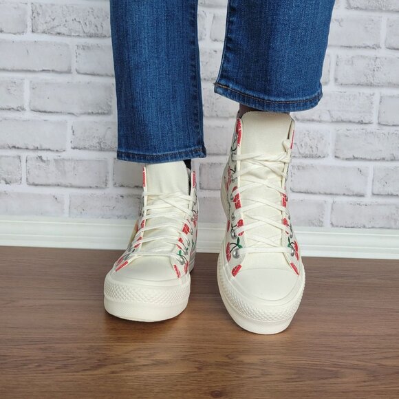 ⭐Converse Ctas Lift Platform Cherries Sz 8 Women Shoes Egret Red Sneaker A08096C - Picture 7 of 12